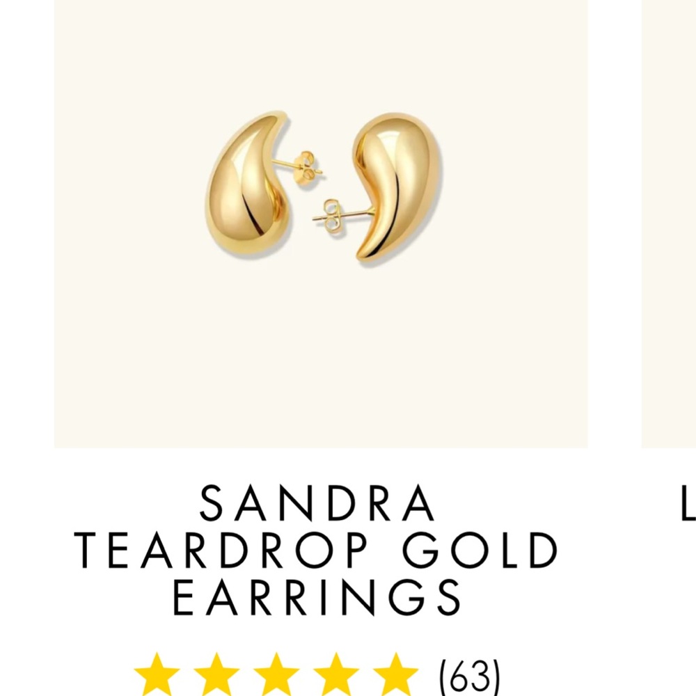 Avaria - Sandra Gold Hoop Earrings with Teardrop Design